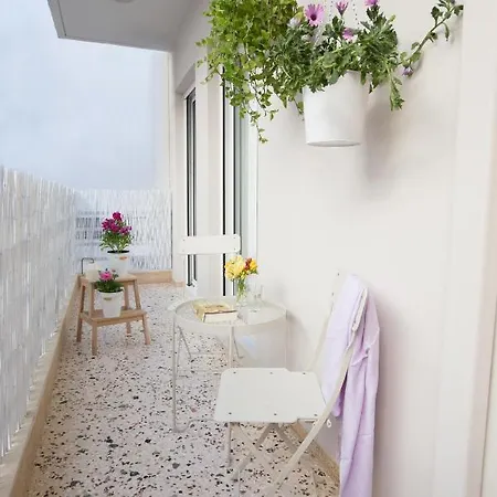 Διαμέρισμα Effie's Cozy Front