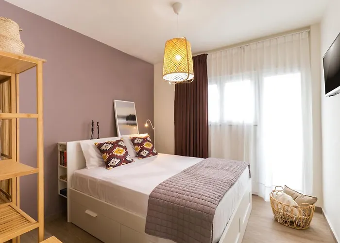 Effie's Cozy Front Апартаменты